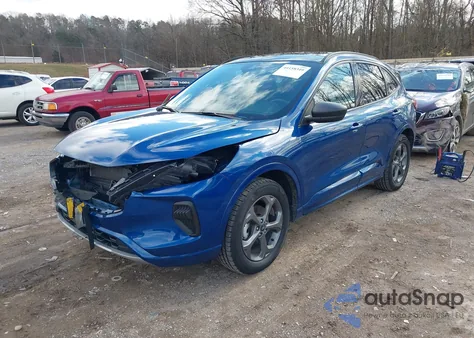 2023 Ford Escape St-Line z USA, uszkodzony, nr VIN 1FMCU9MN7PUB32912
